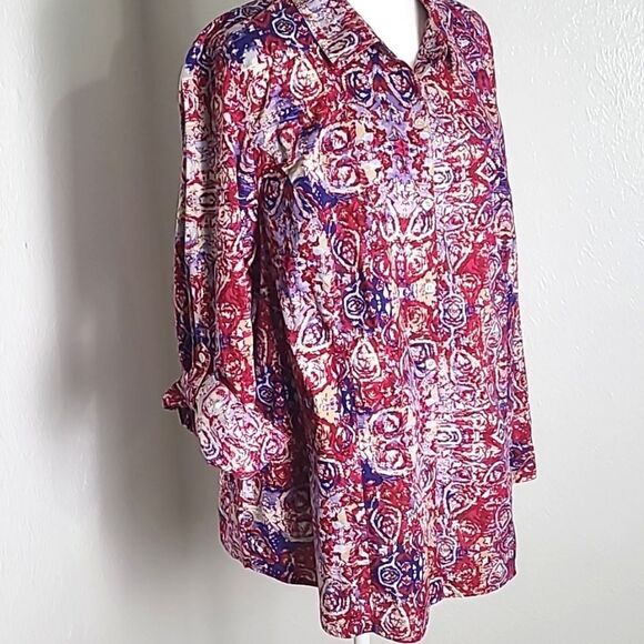 Catherines Red, White & Blue Print Lobgsleeve Buttondown Top, Size 1X - Picture 2 of 8